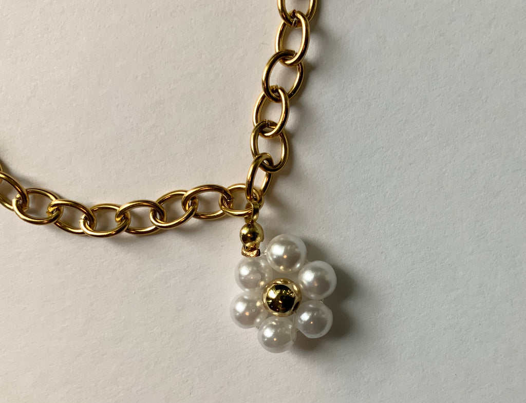 Daisy Drop Bracelet